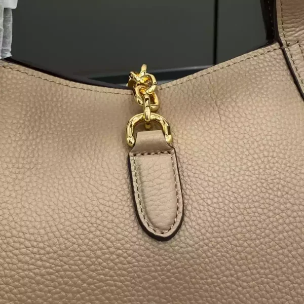 Gucci Softbit Medium Top Handle Bag - GH66