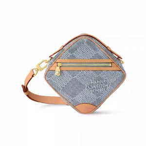 Louis Vuitton Chess Messenger - LMB02
