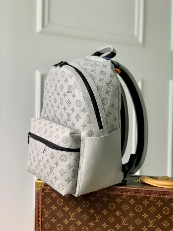 Louis Vuitton Discovery Backpack - LP43