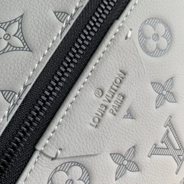 Louis Vuitton Discovery Backpack - LP43