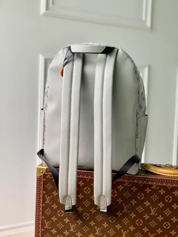 Louis Vuitton Discovery Backpack - LP43