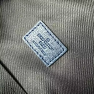 Louis Vuitton Discovery Backpack - LP44