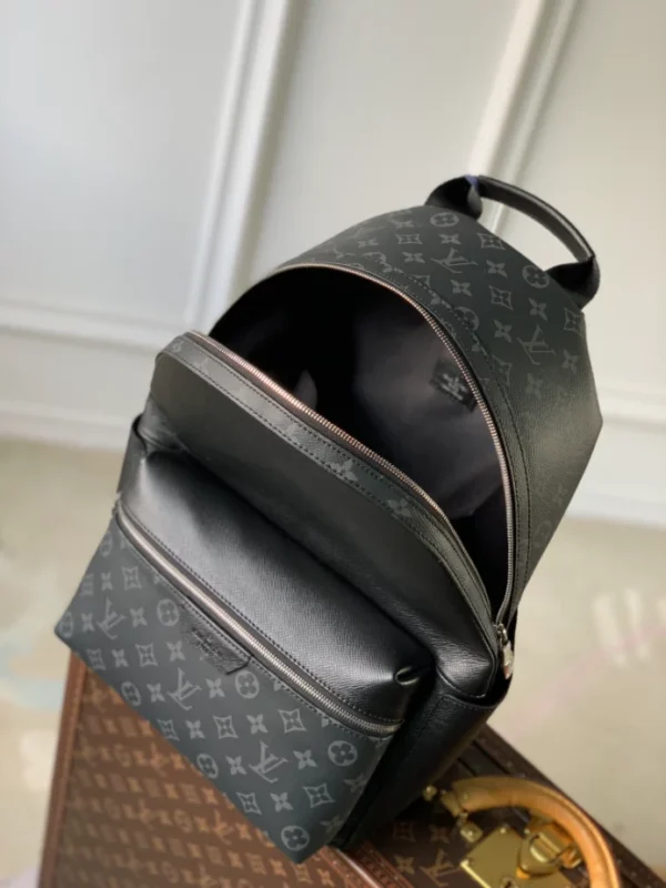 Louis Vuitton Discovery Backpack - LP48