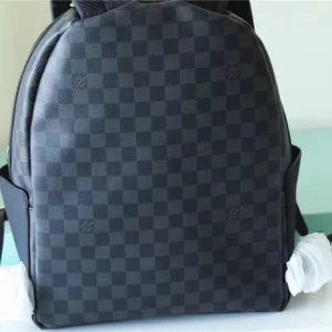 Louis Vuitton Discovery Backpack PM - LP39