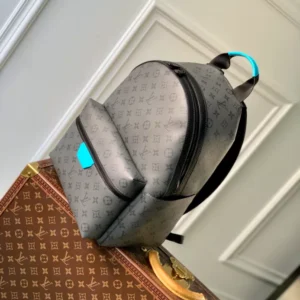Louis Vuitton Discovery Backpack PM - LP40