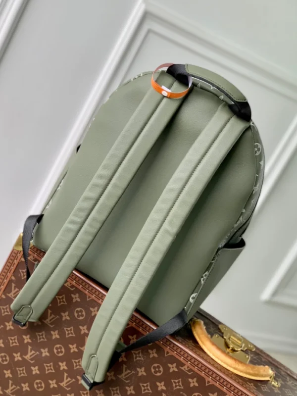 Louis Vuitton Discovery Backpack PM - LP45