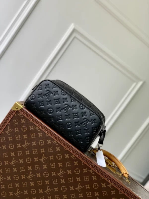 Louis Vuitton Dopp Kit Black - LCP035