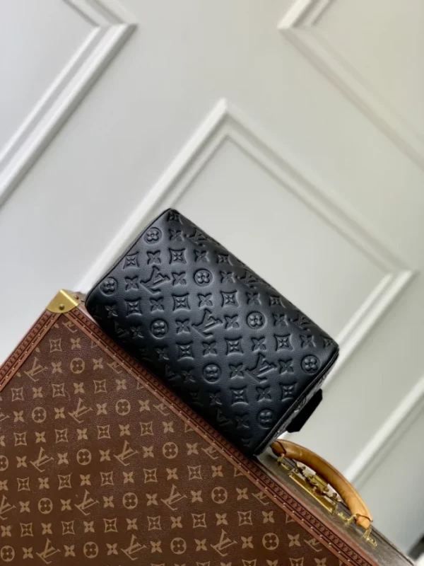 Louis Vuitton Dopp Kit Black - LCP035