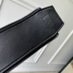 Louis Vuitton Dopp Kit Black - LCP035
