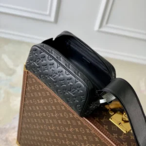 Louis Vuitton Dopp Kit Black - LCP035