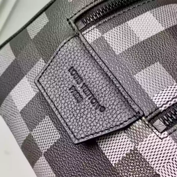 Louis Vuitton Dopp Kit - LCP029