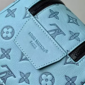 Louis Vuitton Dopp Kit - LCP033