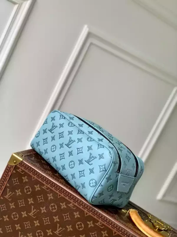 Louis Vuitton Dopp Kit - LCP033