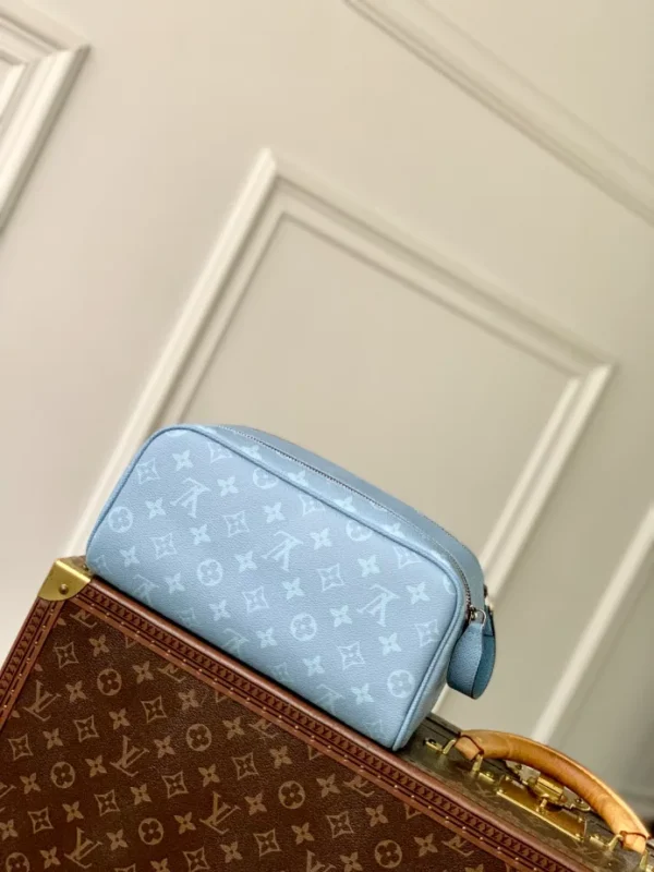 Louis Vuitton Dopp Kit - LCP036