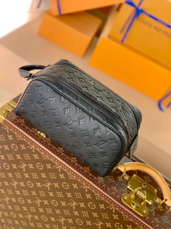 Louis Vuitton Dopp Kit - LCP038