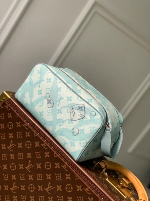 Louis Vuitton Dopp Kit - LCP041