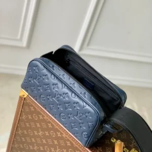 Louis Vuitton Dopp Kit Navy Blue - LCP034