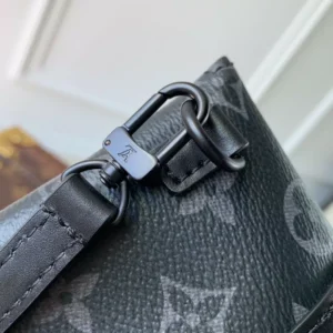 Louis Vuitton Envelope Pouchs - LCP054