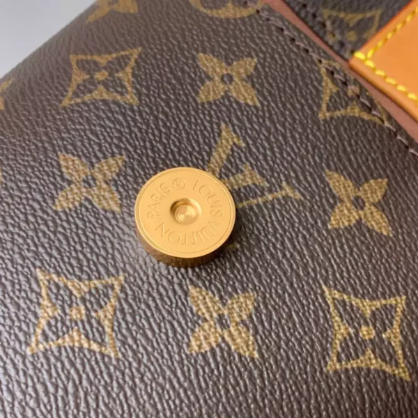 Louis Vuitton Envelope Pouchs - LCP055
