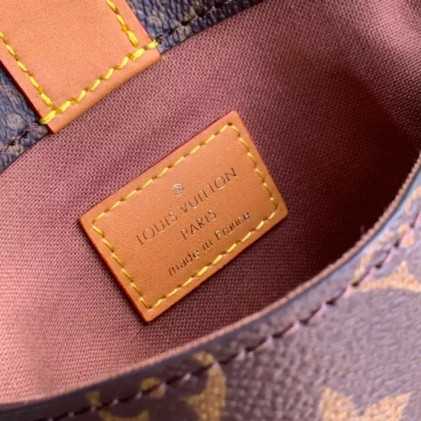 Louis Vuitton Envelope Pouchs - LCP055