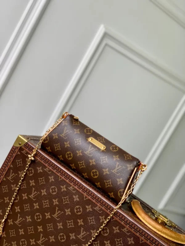 Louis Vuitton Eva Pochette Bag - LH81
