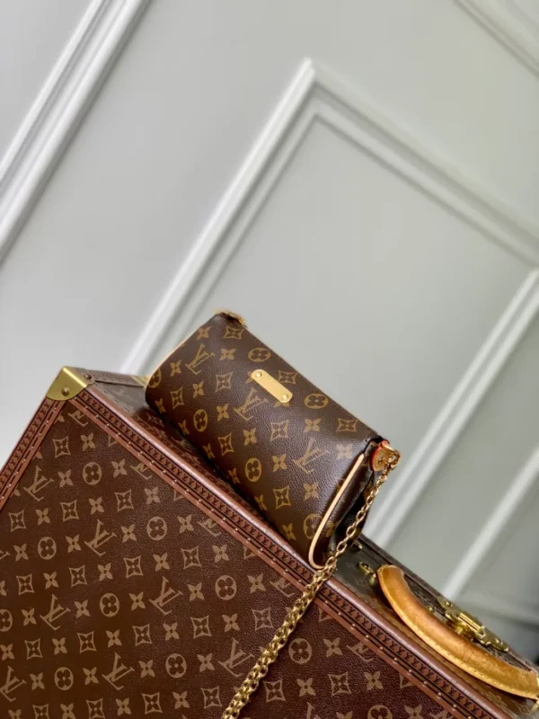 Louis Vuitton Eva Pochette Bag - LH81