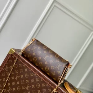 Louis Vuitton Eva Pochette Bag - LH81