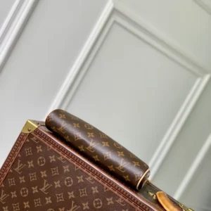 Louis Vuitton Eva Pochette Bag - LH81