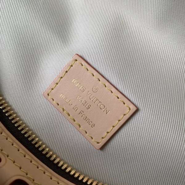 Louis Vuitton High Rise Monogram - LH96