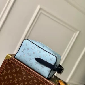 Louis Vuitton Locker Dopp Kit - LCP030