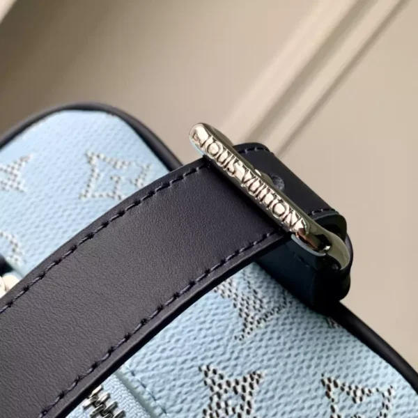 Louis Vuitton Locker Dopp Kit - LCP030