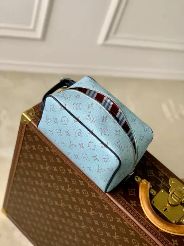 Louis Vuitton Locker Dopp Kit - LCP030