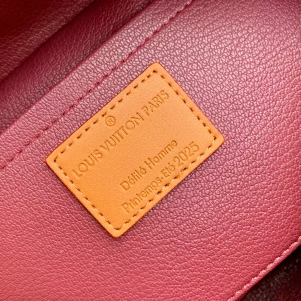 Louis Vuitton Locker Dopp Kit - LCP044