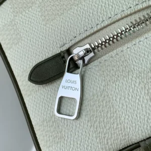 Louis Vuitton Locker Dopp Kit - LCP045