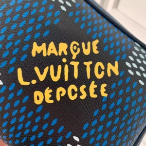 Louis Vuitton Locker Dopp Kit - LCP046