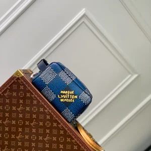 Louis Vuitton Locker Dopp Kit - LCP046