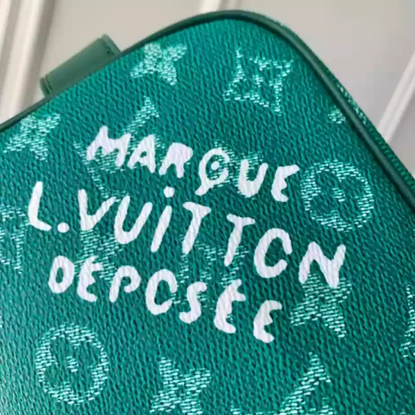 Louis Vuitton Locker Dopp Kit - LCP047
