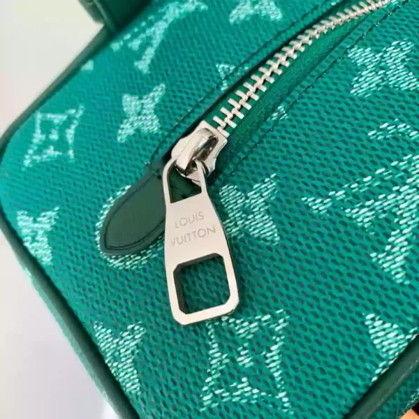 Louis Vuitton Locker Dopp Kit - LCP047