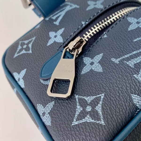 Louis Vuitton Locker Dopp Kit - LCP050