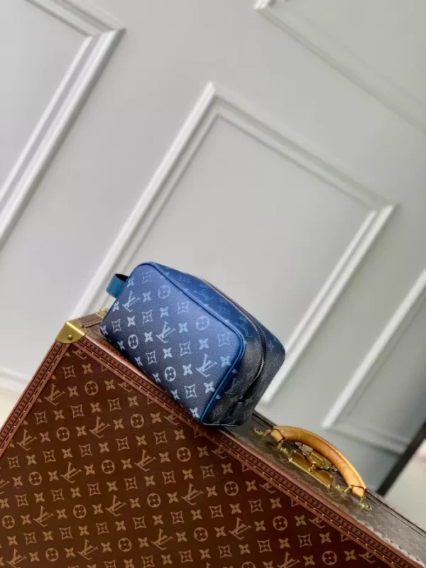 Louis Vuitton Locker Dopp Kit - LCP050