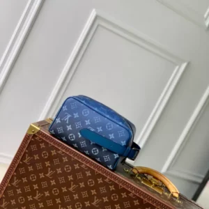 Louis Vuitton Locker Dopp Kit - LCP050