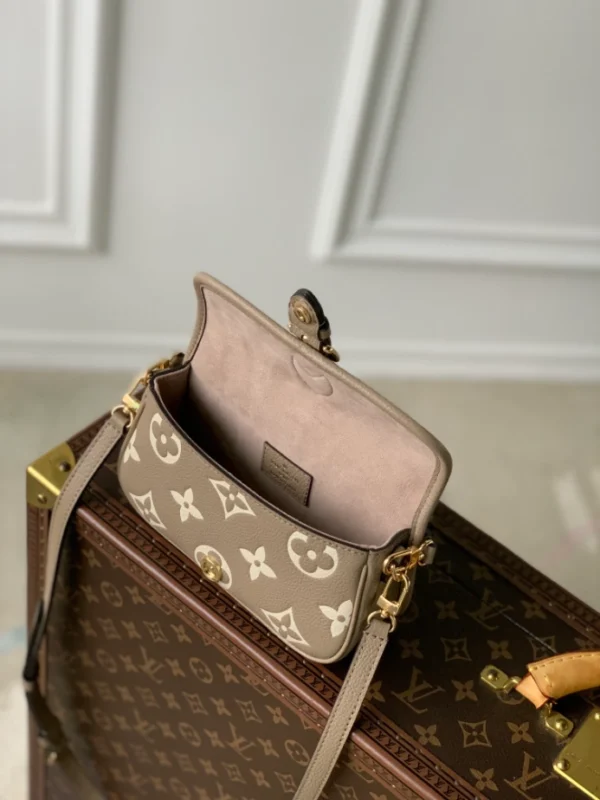 Louis Vuitton Nano Diane Bag - LH107
