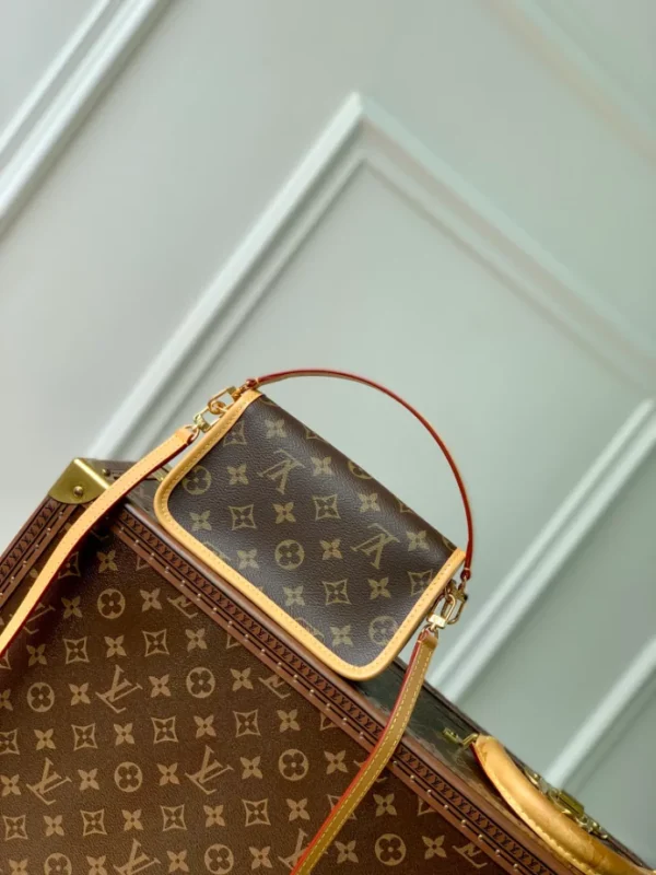 Louis Vuitton Nano Diane Bag - LH109