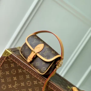Louis Vuitton Nano Diane Bag - LH109