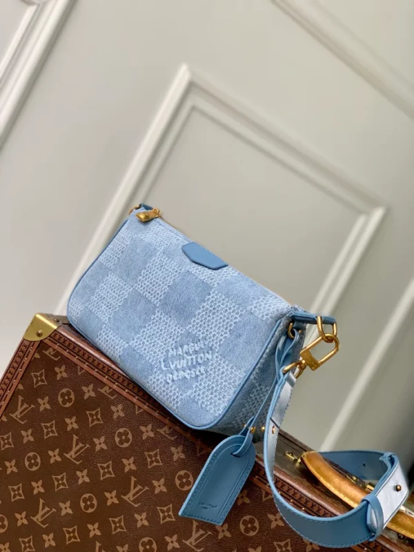 Louis Vuitton Pochette Accessoire XL Denim Blue - LMB04