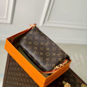 Louis Vuitton Pochette Accessoires - LH84