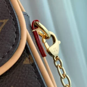 Louis Vuitton Pochette Camille - LH82