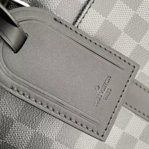 Louis Vuitton Porte-Documents Voyage PM - LTB05
