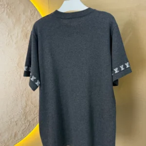 Louis Vuitton Signature Short-Sleeved Cotton Crewneck - LT125