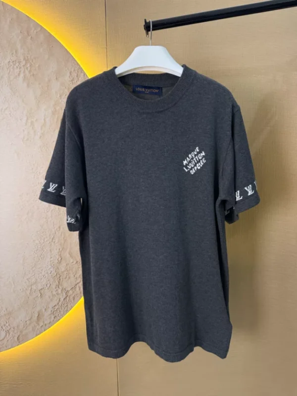Louis Vuitton Signature Short-Sleeved Cotton Crewneck - LT125
